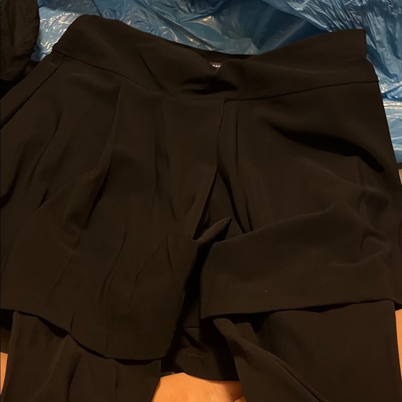 Sarah Pacini High Rise Pleated Skirt With Built In Leggings - Picture 1 of 1